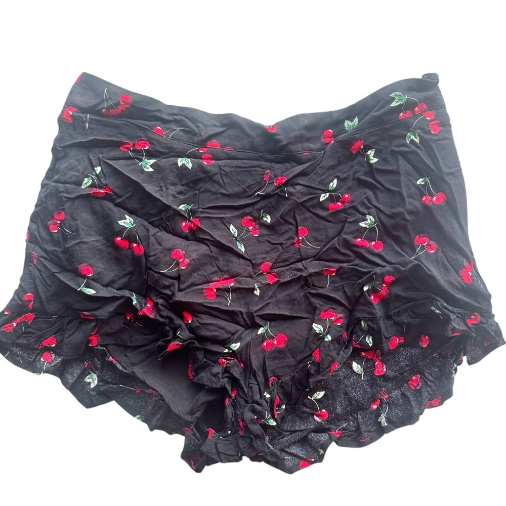 William B Cherry Print High Rise Ruffle Edge Shorts Black Red Size Large
